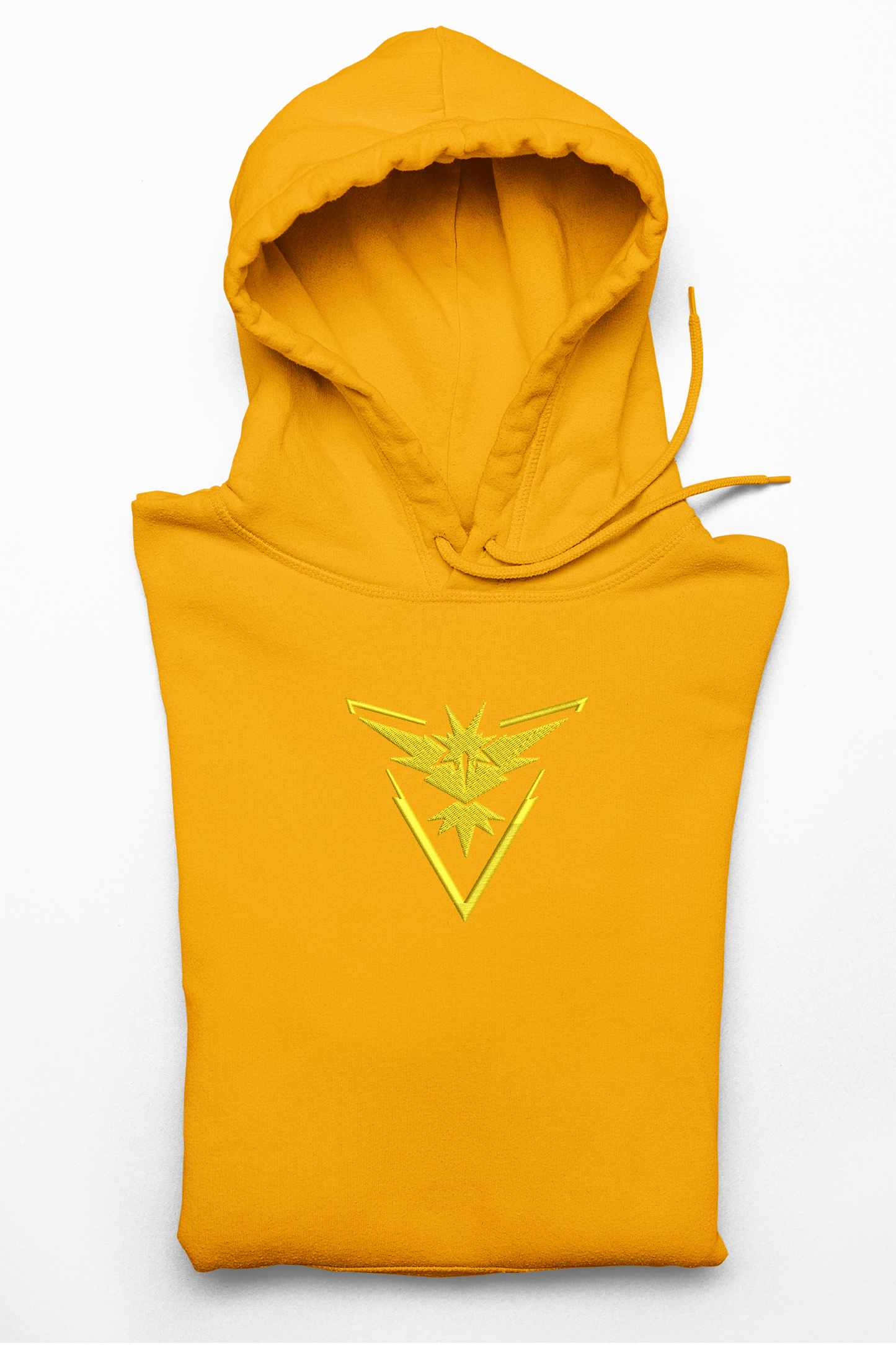 Hanorac anime brodat cu Yellow Team din Pokemon