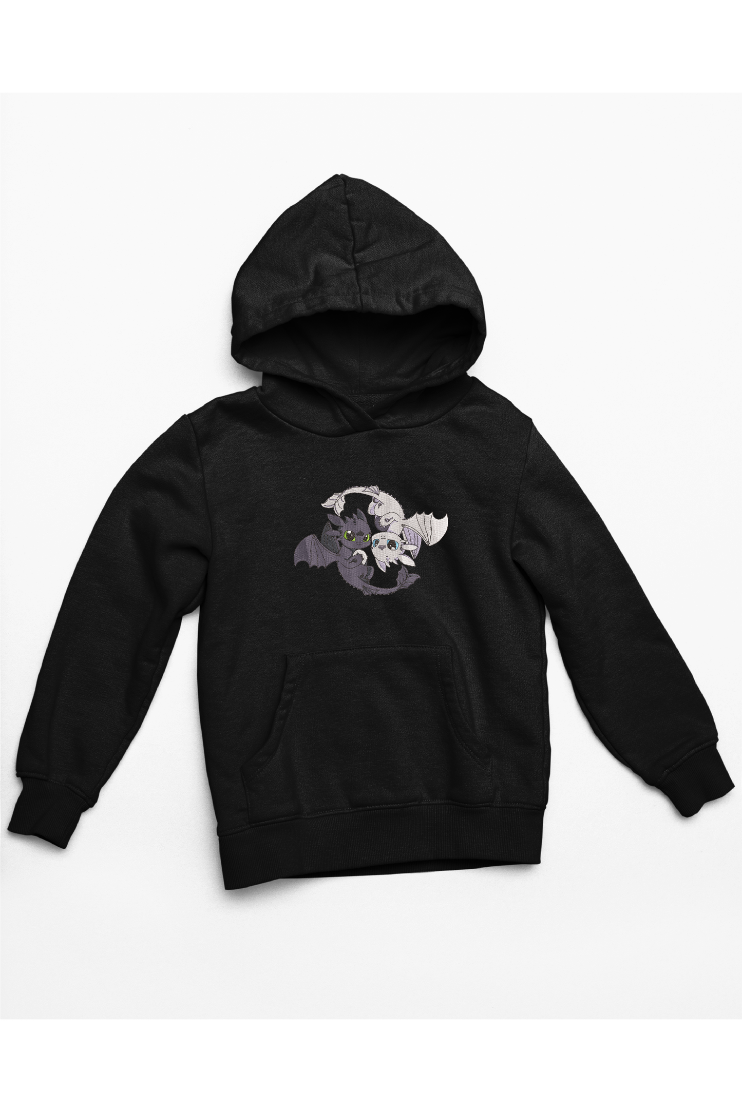 Hanorac anime brodat cu Toothless