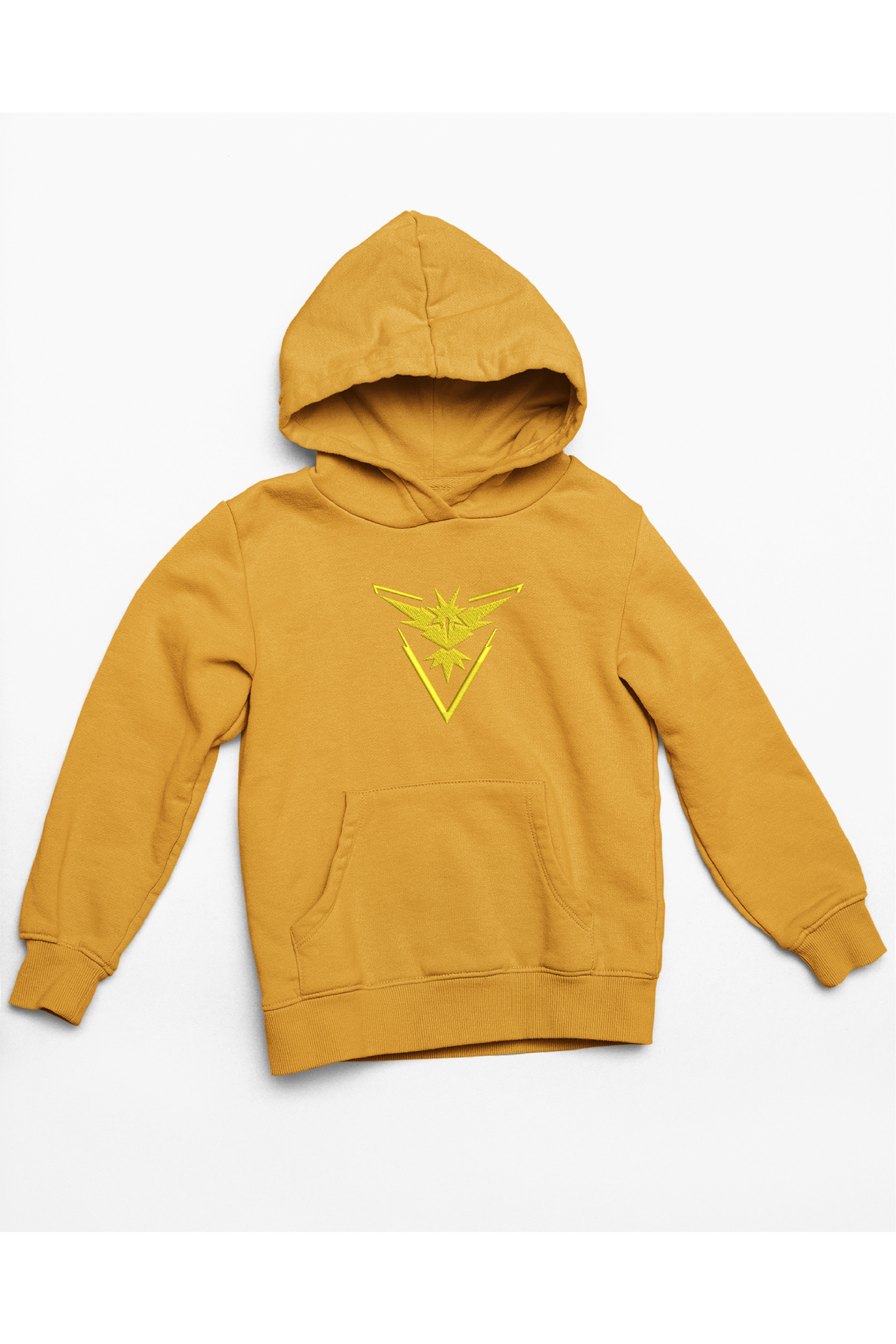 Hanorac anime brodat cu Yellow Team din Pokemon